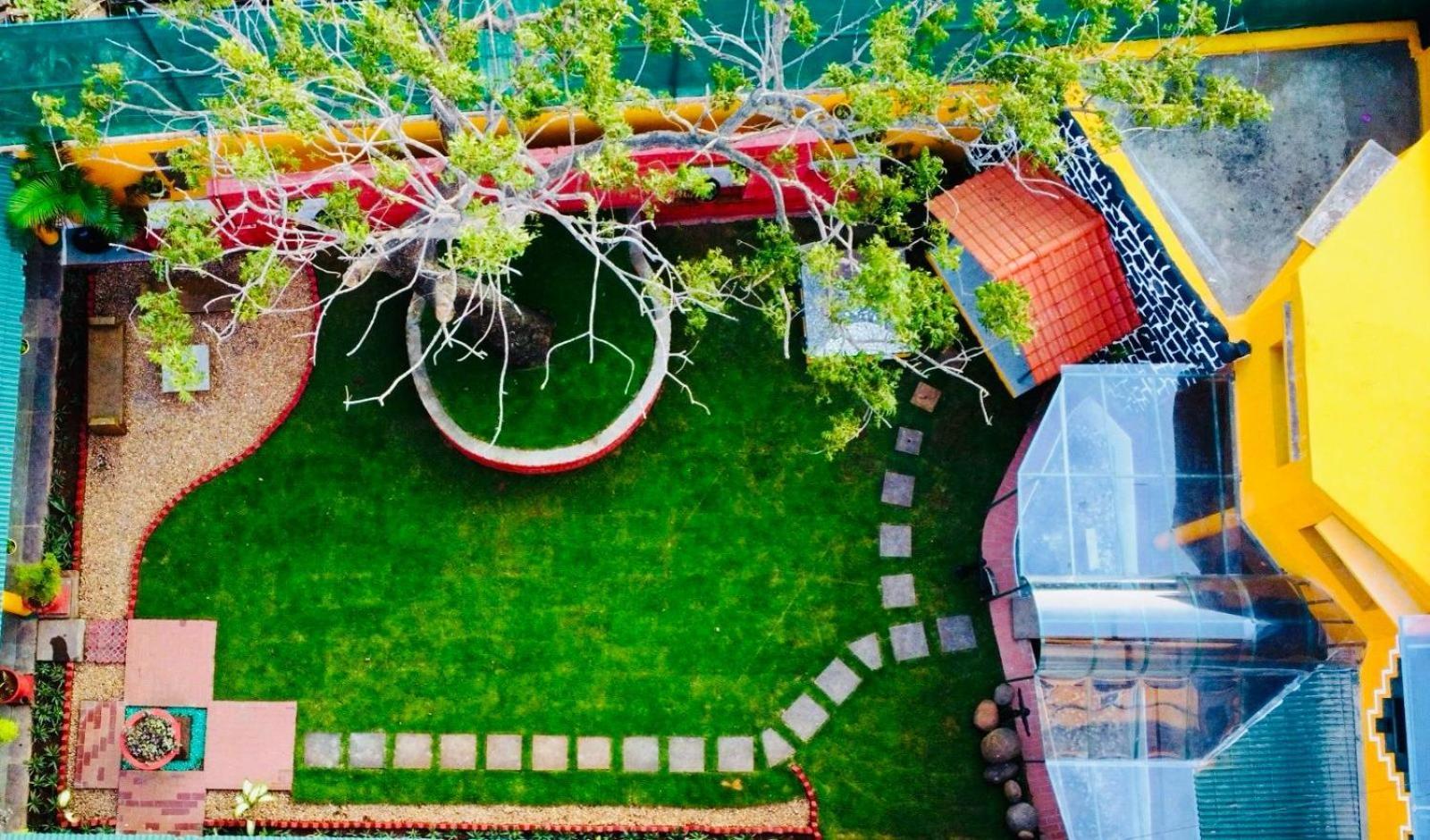 La Courtyard Hotell Pondicherry Eksteriør bilde
