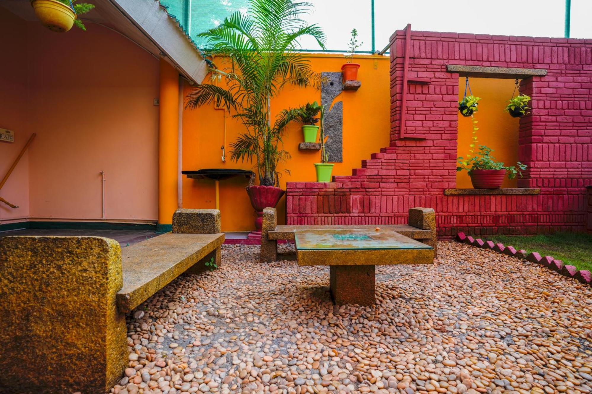 La Courtyard Hotell Pondicherry Eksteriør bilde