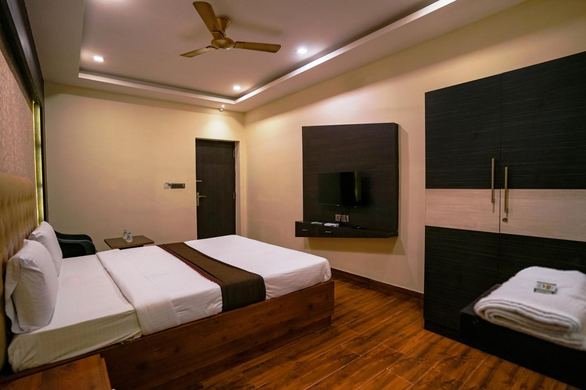 La Courtyard Hotell Pondicherry Eksteriør bilde