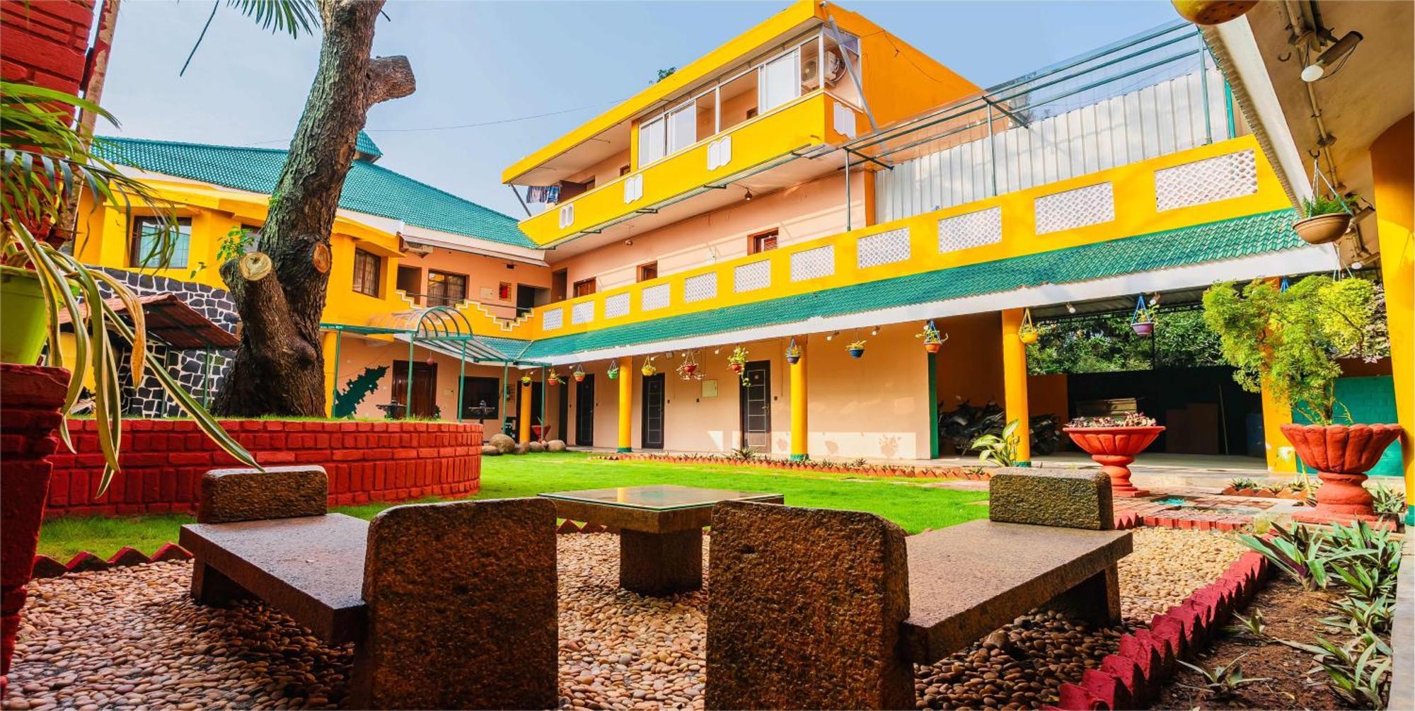 La Courtyard Hotell Pondicherry Eksteriør bilde